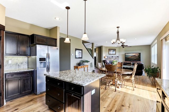 157 Dongola Lane, Shakopee, MN 55379