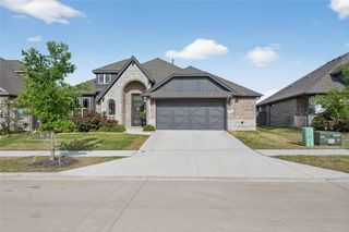 7213 Cherry Blossom Lane, Aubrey, TX 76227