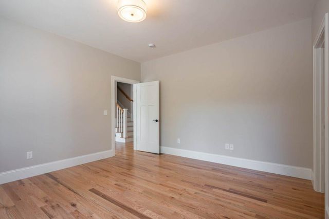 3 Hikers Lane, Nashua, NH 03062