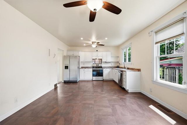 1395 Jefferson Street, Hellertown Boro, PA 18055