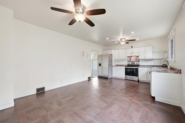 1395 Jefferson Street, Hellertown Boro, PA 18055