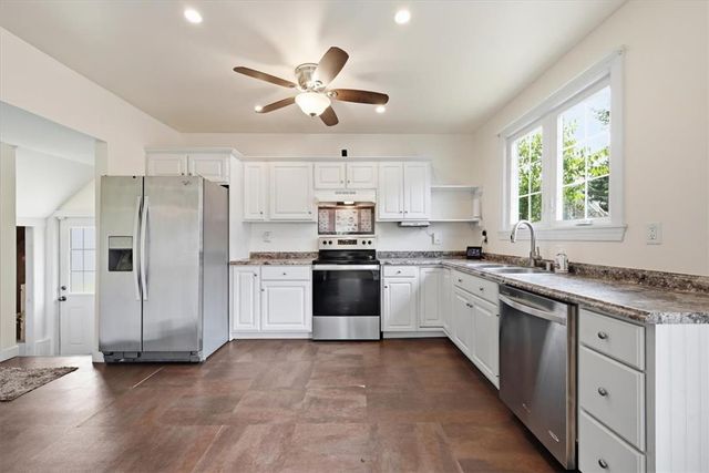 1395 Jefferson Street, Hellertown Boro, PA 18055