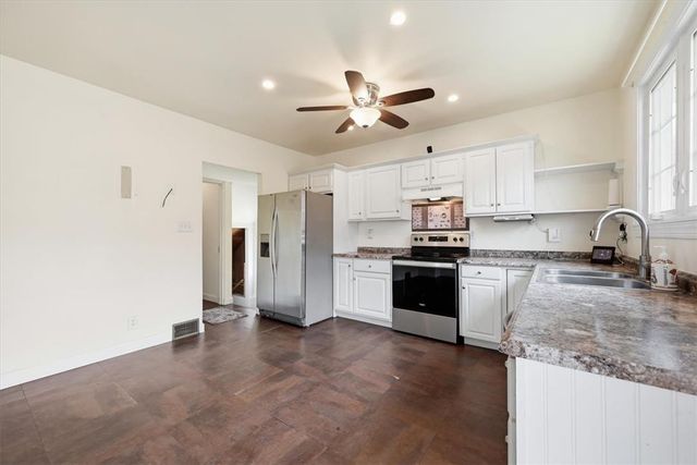 1395 Jefferson Street, Hellertown Boro, PA 18055