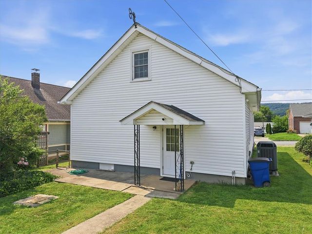 1395 Jefferson Street, Hellertown Boro, PA 18055