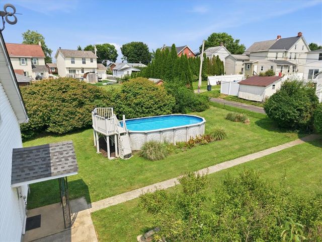 1395 Jefferson Street, Hellertown Boro, PA 18055