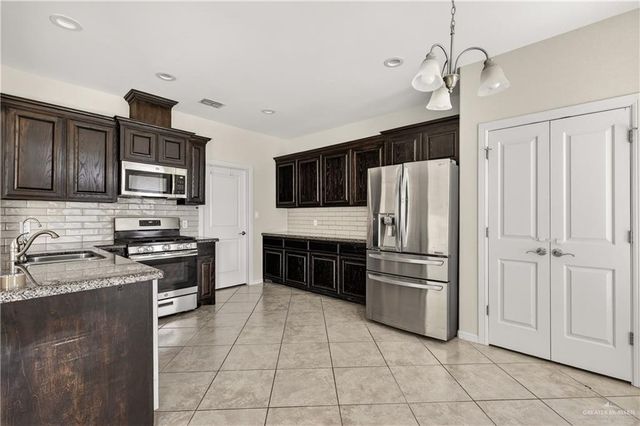 5320 Escondido Pass, Mcallen, TX 78504