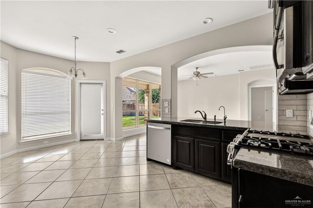 5320 Escondido Pass, Mcallen, TX 78504