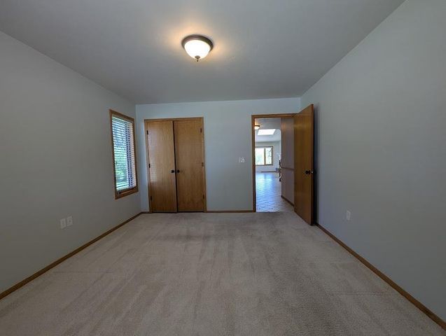 2721 W 9TH AVENUE, Oshkosh, WI 54904