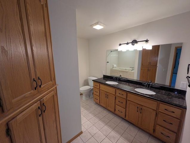2721 W 9TH AVENUE, Oshkosh, WI 54904