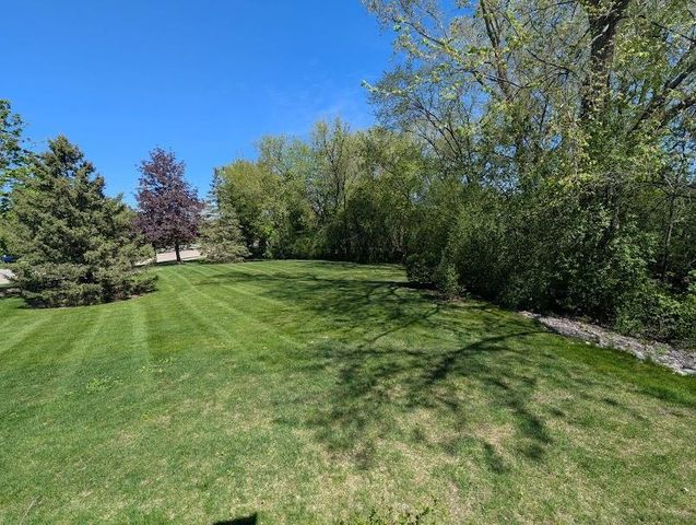 2721 W 9TH AVENUE, Oshkosh, WI 54904