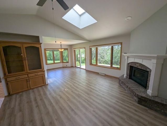 2721 W 9TH AVENUE, Oshkosh, WI 54904
