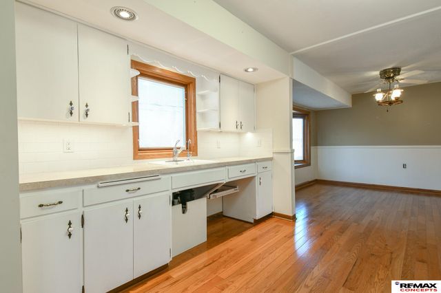 10331 N 145th Street, Waverly, NE 68462