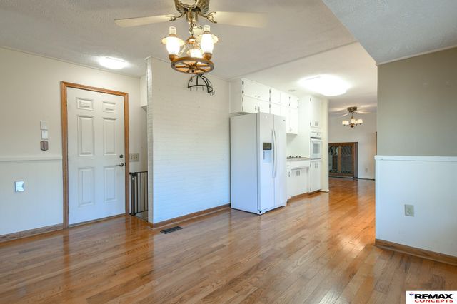 10331 N 145th Street, Waverly, NE 68462