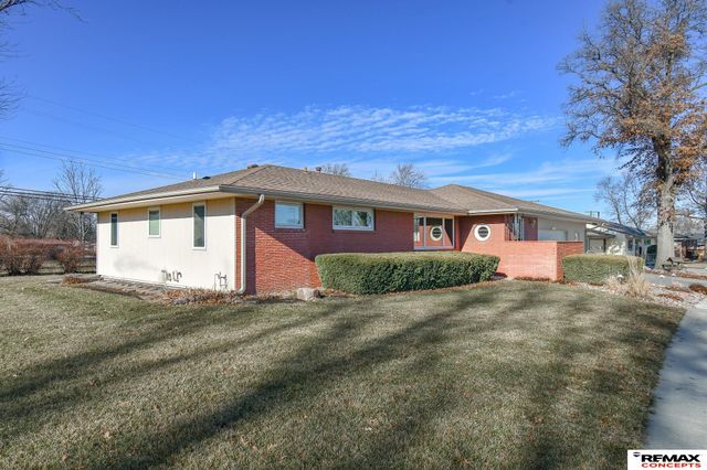 10331 N 145th Street, Waverly, NE 68462