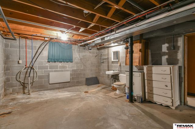 10331 N 145th Street, Waverly, NE 68462