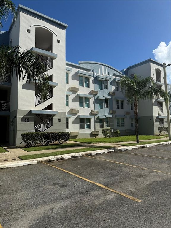 II LOS PARILLAS 1902, Loiza, PR 00772