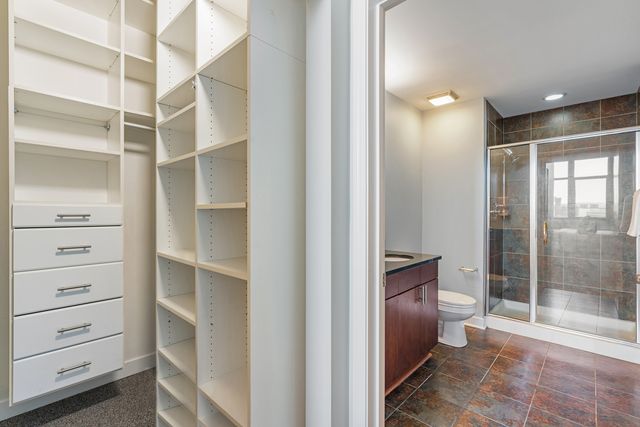 320 E 21st Street 615, Chicago, IL 60616