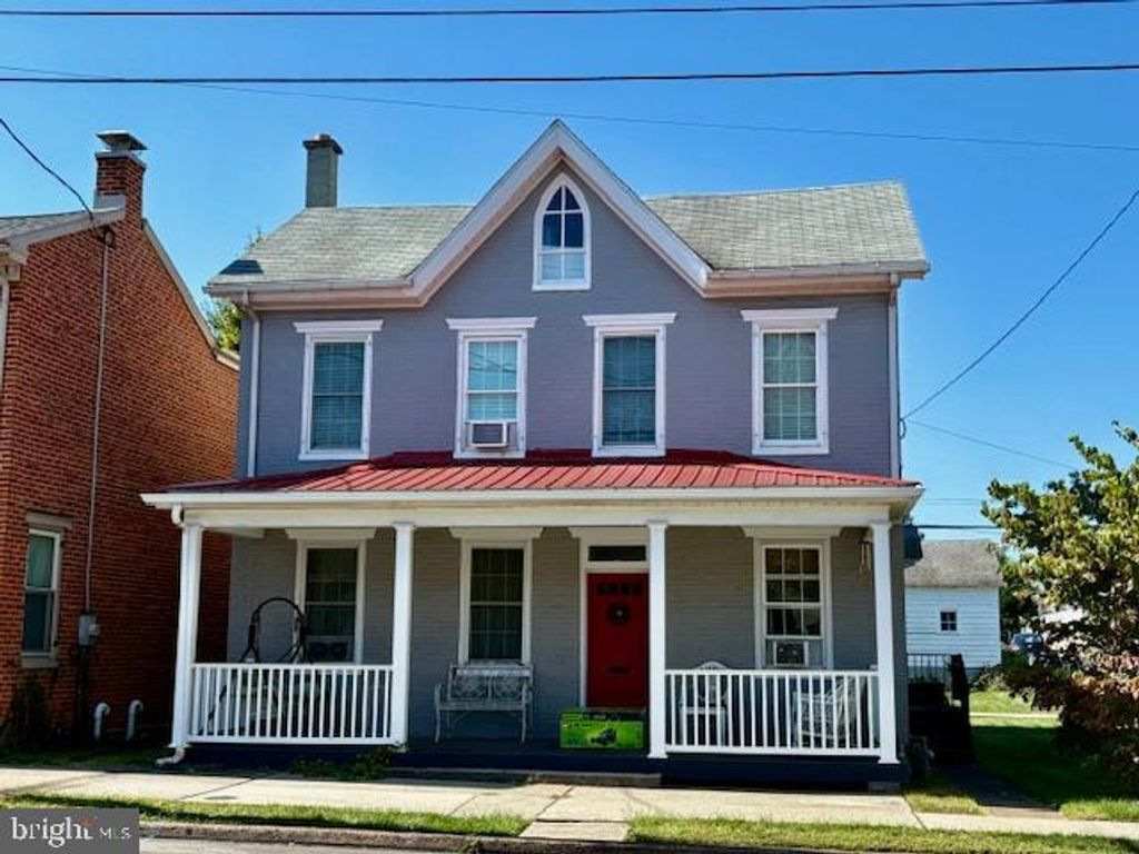 218 S MARKET STREET, Mechanicsburg, PA 17055