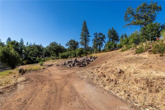 1557 La Grande Vue, Paradise, CA 95969