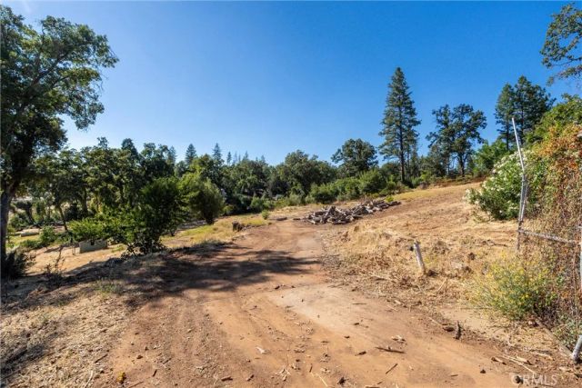 1557 La Grande Vue, Paradise, CA 95969