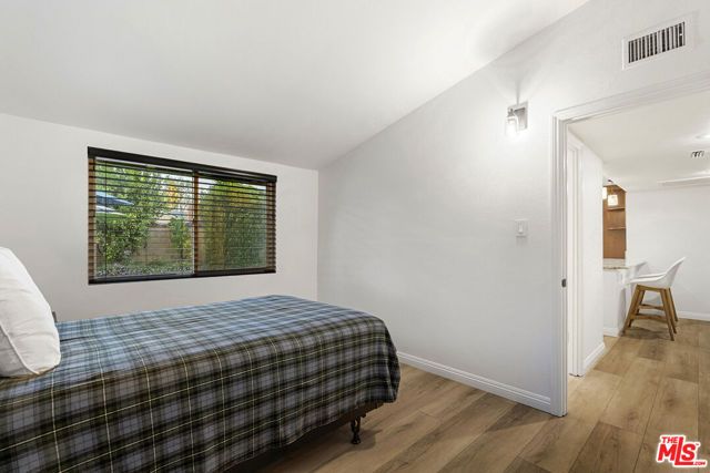 20307 Mobile Street, Winnetka (los Angeles), CA 91306