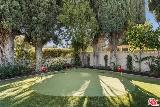 20307 Mobile Street, Winnetka (los Angeles), CA 91306