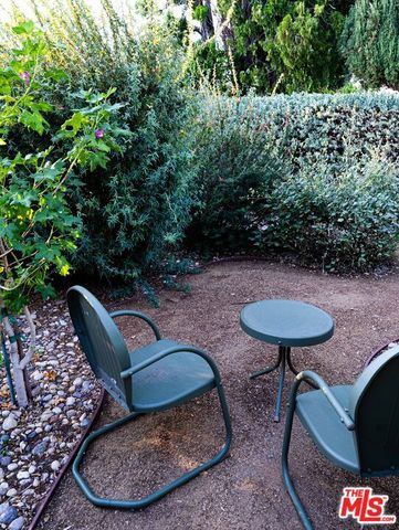 20307 Mobile Street, Winnetka (los Angeles), CA 91306