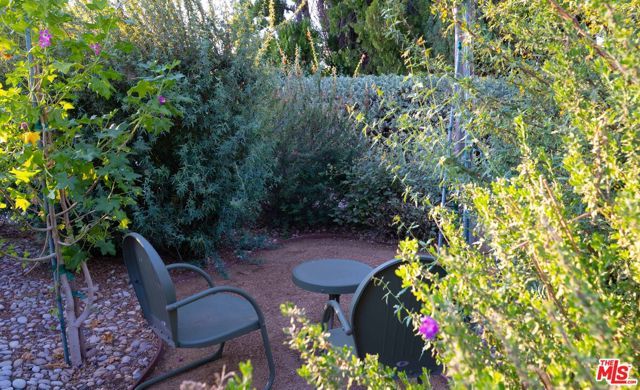 20307 Mobile Street, Winnetka (los Angeles), CA 91306