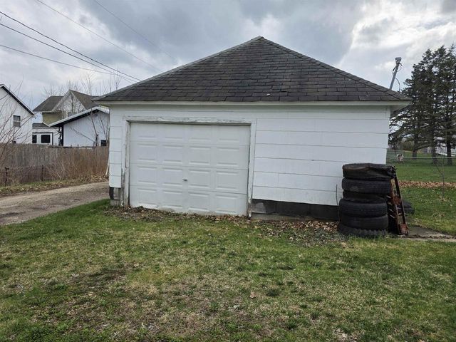 930 High Avenue, Hillsboro, WI 54634