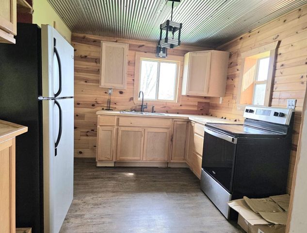 930 High Avenue, Hillsboro, WI 54634