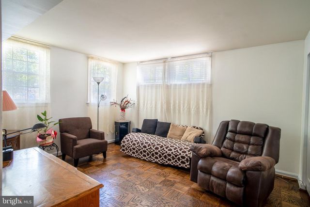 630 EDMONSTON DR, Rockville, MD 20851