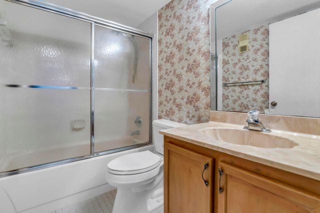 7730 NW 50th St 509, Lauderhill, FL 33351