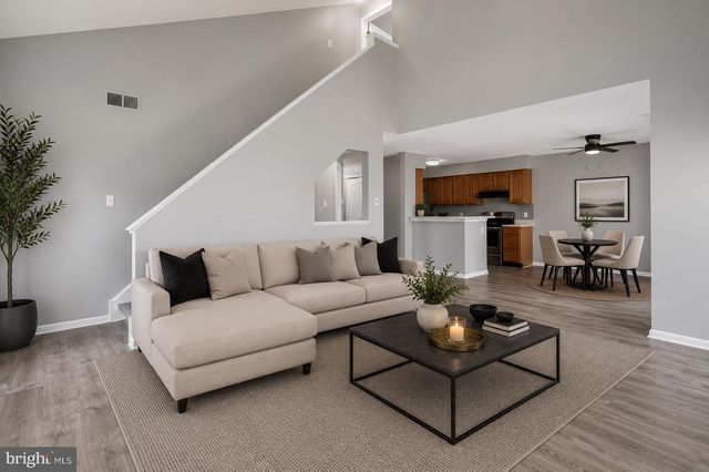 206 REMINGTON CT, Chalfont, PA 18914