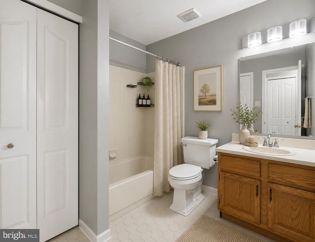 206 REMINGTON CT, Chalfont, PA 18914