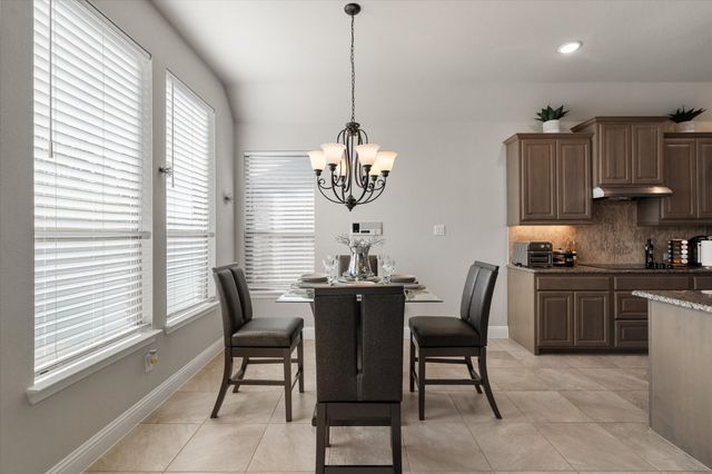 118 Basswood Drive, Red Oak, TX 75154