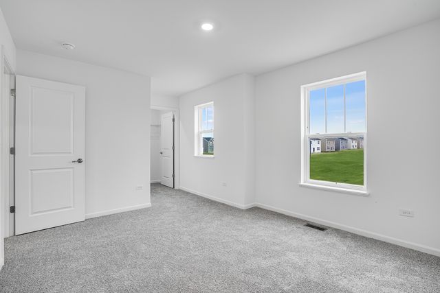 393 Danforth Drive, Oswego, IL 60543