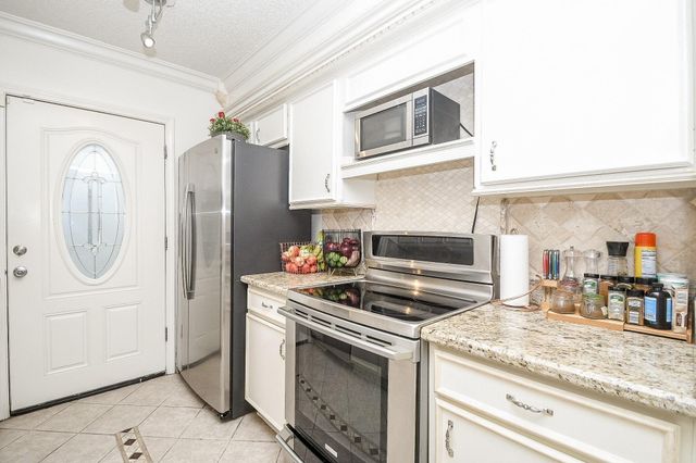 1938 Augusta Drive, Houston, TX 77057