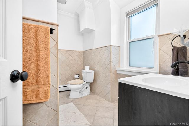 5646 Post Road, Bronx, NY 10471
