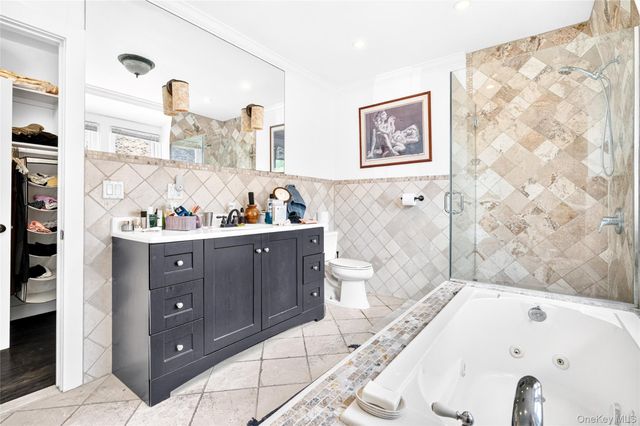 5646 Post Road, Bronx, NY 10471