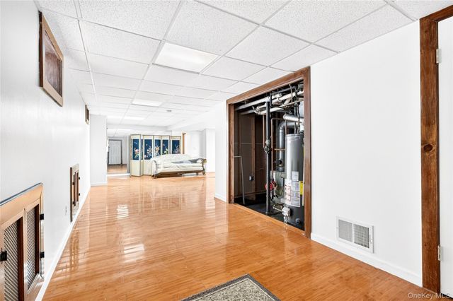 5646 Post Road, Bronx, NY 10471