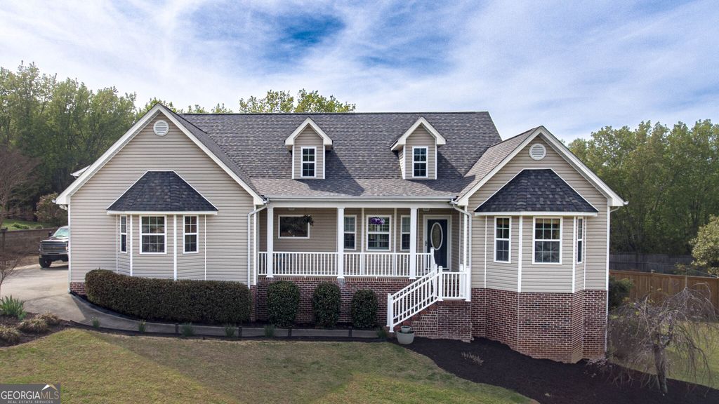 124 Falcons View Drive, Ringgold, GA 30736