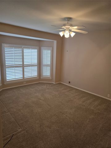 6628 Purbeck Trail, Denton, TX 76210