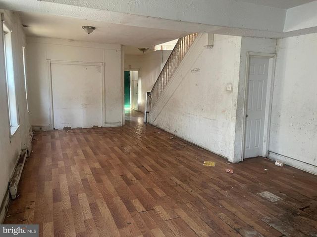 1317 W 3RD ST, Chester, PA 19013