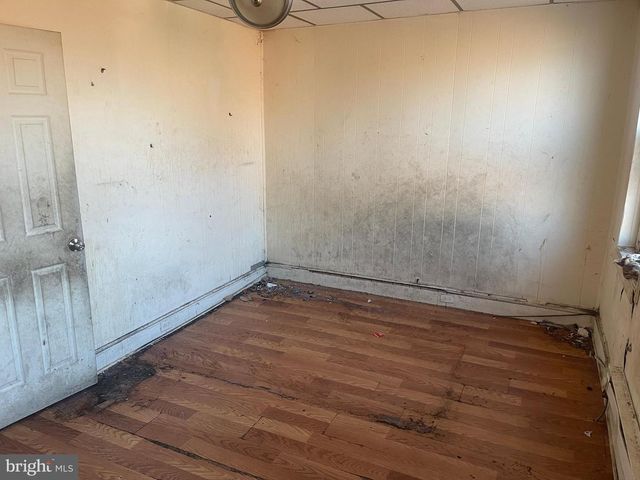 1317 W 3RD ST, Chester, PA 19013