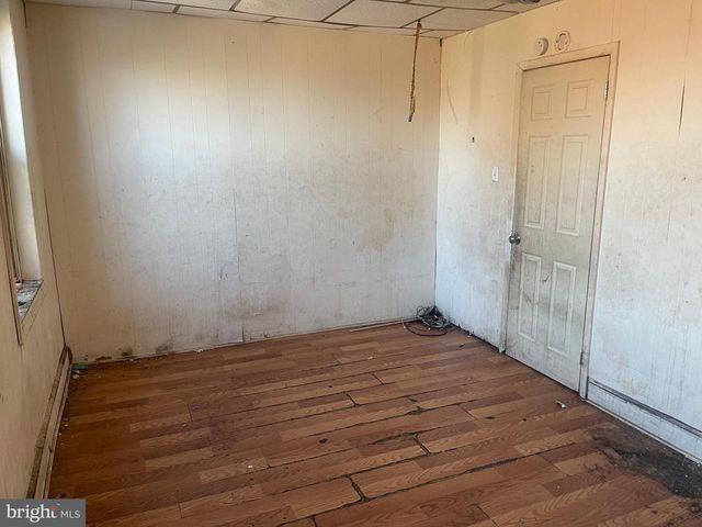 1317 W 3RD ST, Chester, PA 19013