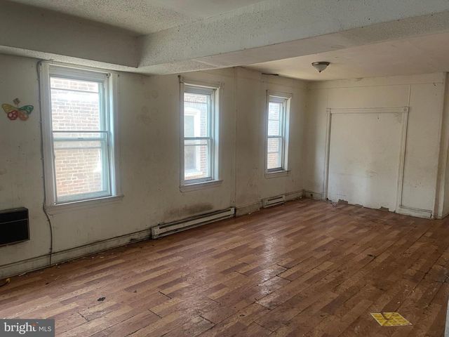 1317 W 3RD ST, Chester, PA 19013