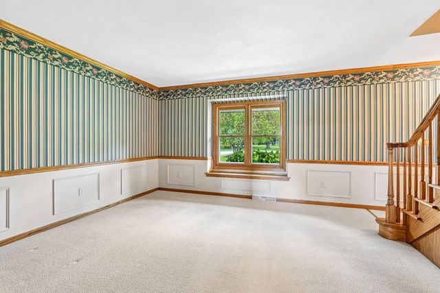 W284N3580 Old North Shore DRIVE, Pewaukee, WI 53072