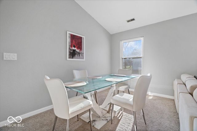 141 Brixton Woods Drive E, Pittsboro, IN 46167