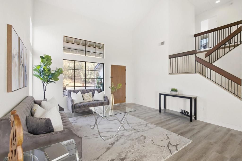 864 Angelus, San Diego, CA 92114 — exterior