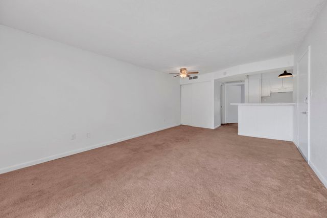 6787 Quail Hollow Ct Apt 4, Memphis, TN 38120